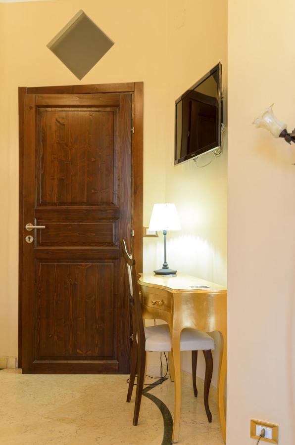 B&B Le Stanze Di Ludovica Termoli Exterior foto