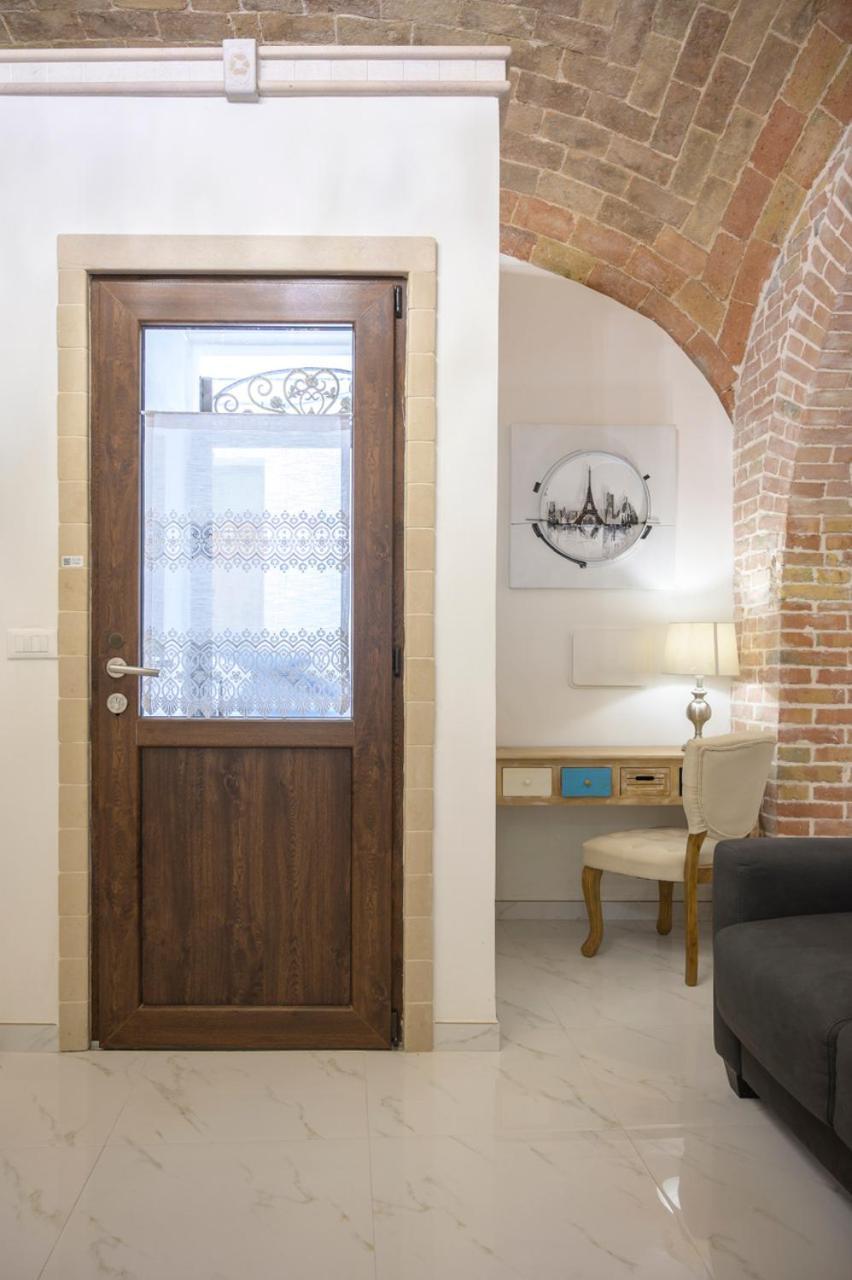 B&B Le Stanze Di Ludovica Termoli Exterior foto