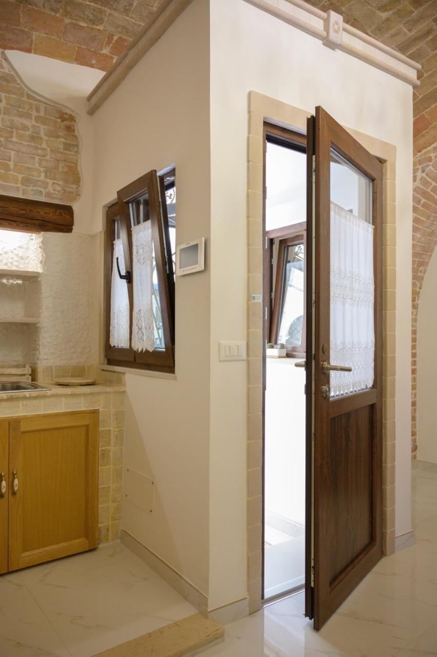 B&B Le Stanze Di Ludovica Termoli Exterior foto